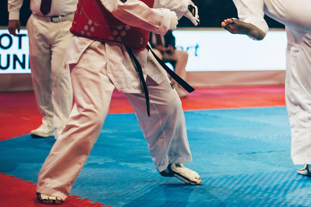 コートから出る行為